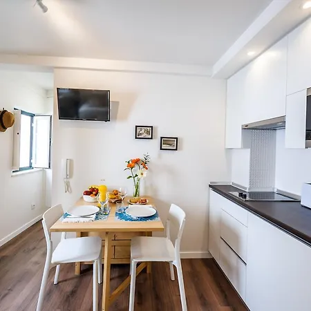 Apartament Gale Primeiro